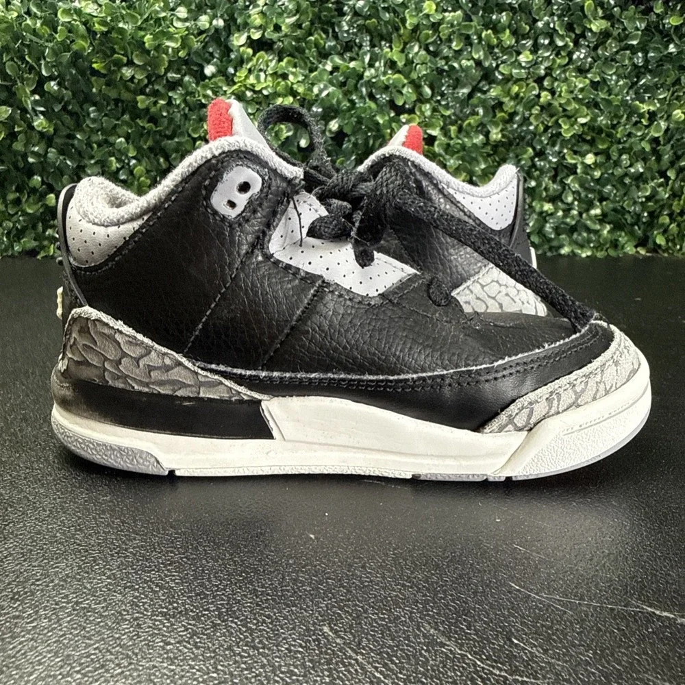 Jordan Air Jordan 3 Retro Shoes Toddler Size 9C Black Cement Boys DM0968-010